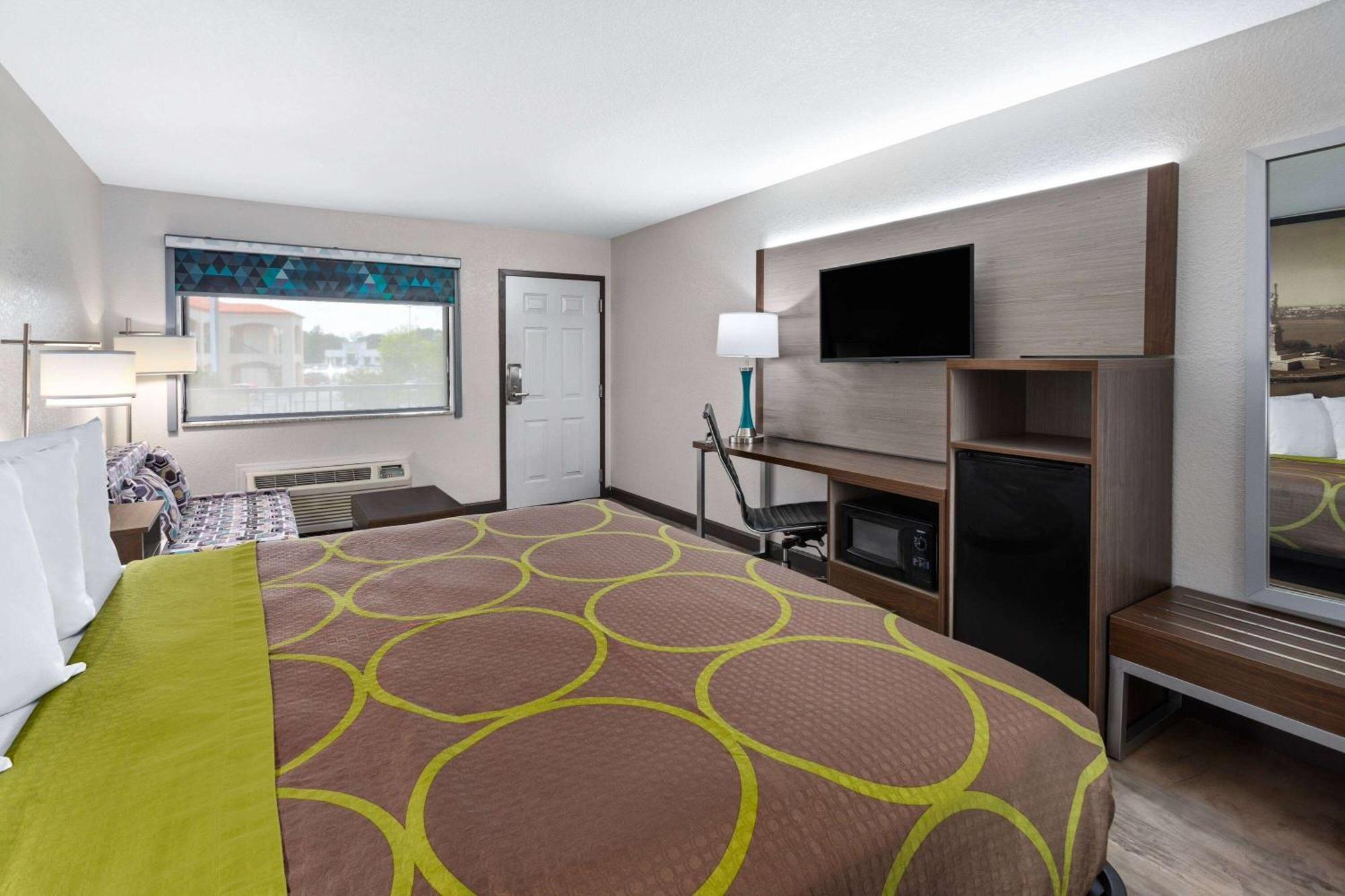 Super 8 by Wyndham Prattville Montgomery Eksteriør bilde